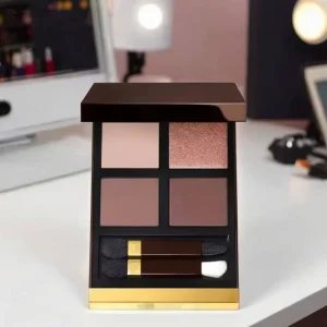 Four-Color Matte Eyeshadow Palette Smooth Non-Glossy Texture
