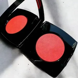 Vegan Cruelty-Free Cheek Tint Liquid Blush with Mirror